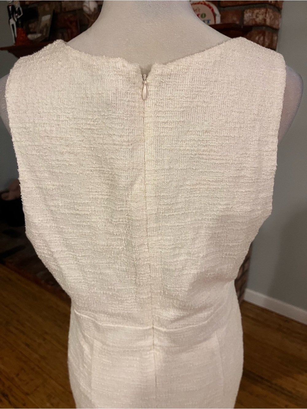 Nicole Miller Cream Sleeveless V-Neck Textured Mini Dress - Picture 3 of 3